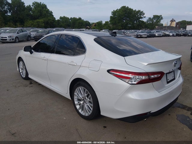 Aukcja sprzedaży 2018 Toyota Camry Xle V6, vin: 4T1BZ1HK0JU009264, numer aukcji: 45094398