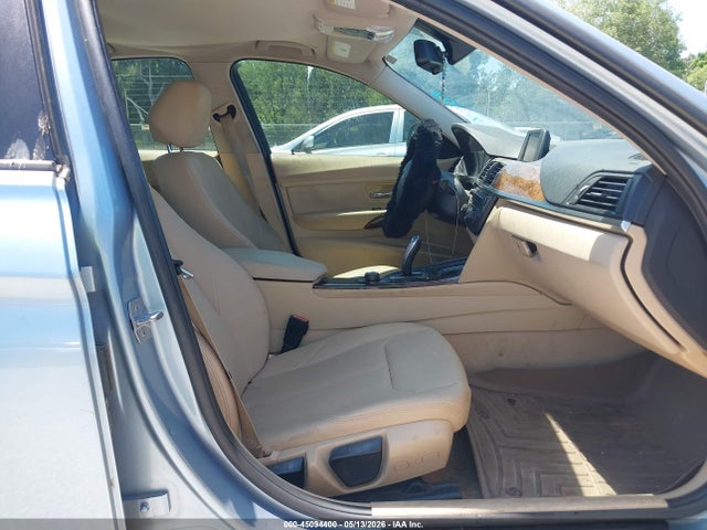 WBA3B1G55ENS77006 BMW 320i