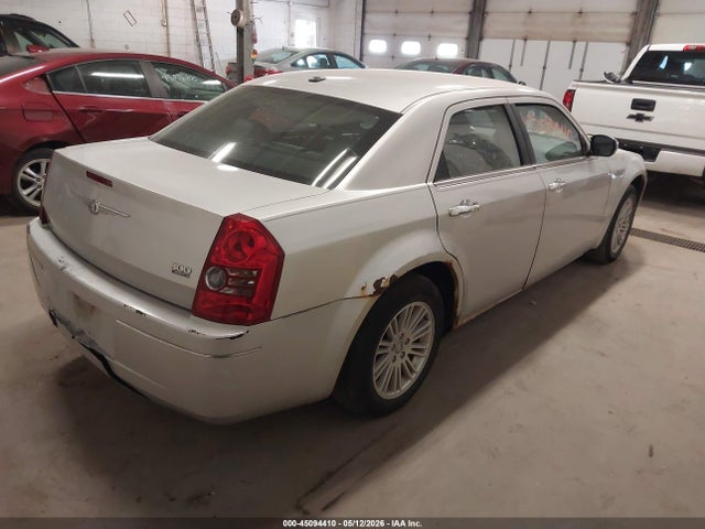 2010 Chrysler 300 Touring/signature Series/executive Series მანქანა იყიდება აუქციონზე, vin: 2C3CA5CV3AH105566, აუქციონის ნომერი: 45094410