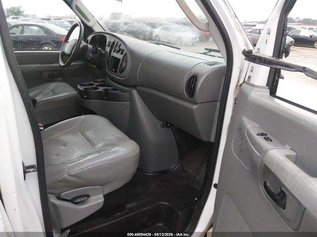 2006 Ford E-350 Super Duty Chateau/xl/xlt მანქანა იყიდება აუქციონზე, vin: 1FBNE31L56DA18775, აუქციონის ნომერი: 45094426