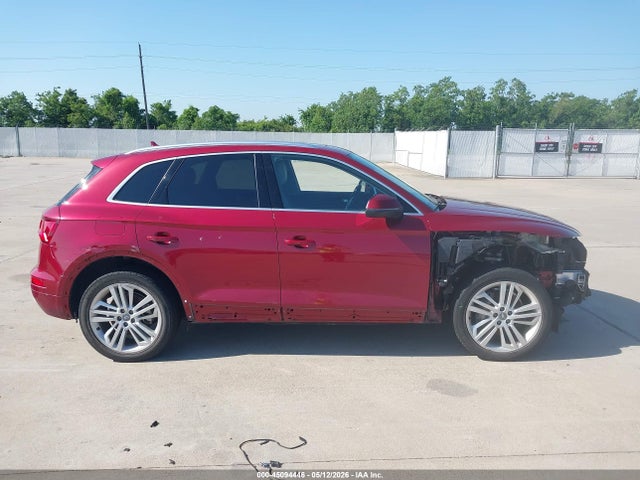 WA1BNAFYXJ2122085 Audi Q5 2.0t Premium/2.0t Tech Premium