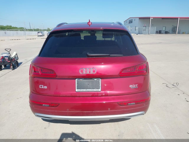 WA1BNAFYXJ2122085 Audi Q5 2.0t Premium/2.0t Tech Premium