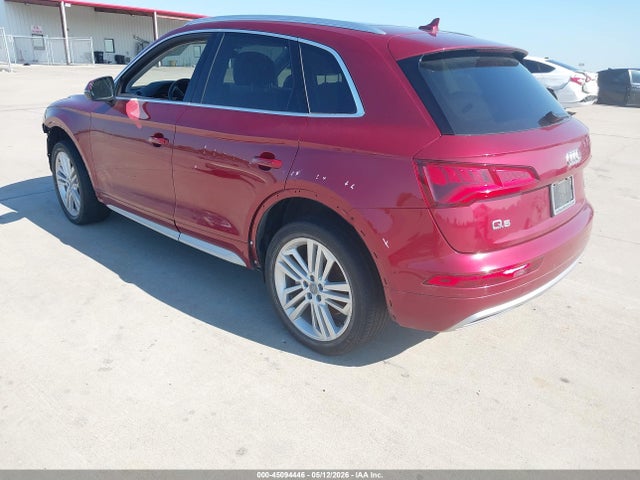WA1BNAFYXJ2122085 Audi Q5 2.0t Premium/2.0t Tech Premium
