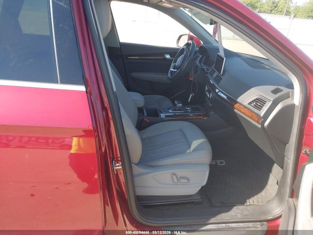WA1BNAFYXJ2122085 Audi Q5 2.0t Premium/2.0t Tech Premium