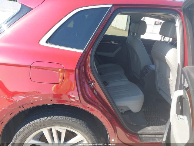 WA1BNAFYXJ2122085 Audi Q5 2.0t Premium/2.0t Tech Premium