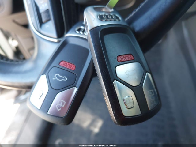 45094478 :رقم المزاد ، WA1C4AFY9J2008618 vin ، 2018 Audi Sq5 3.0t Premium Plus مزاد بيع