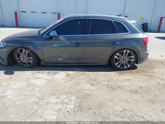 45094478 :رقم المزاد ، WA1C4AFY9J2008618 vin ، 2018 Audi Sq5 3.0t Premium Plus مزاد بيع