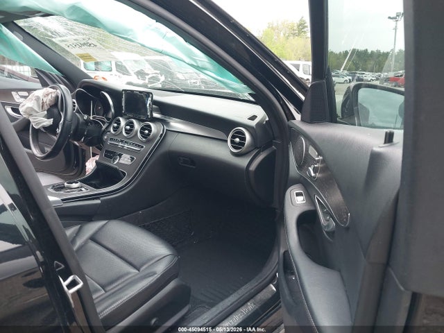 45094515 :رقم المزاد ، 55SWF8EBXKU291935 vin ، 2019 Mercedes-benz C 300 4matic مزاد بيع
