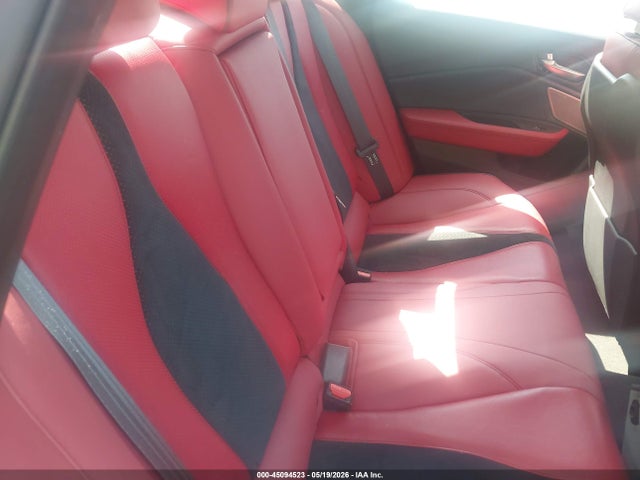 45094523 :رقم المزاد ، 19UUB6F50NA000519 vin ، 2022 Acura Tlx A-spec Package مزاد بيع