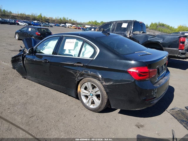 2017 Bmw 330i Xdrive მანქანა იყიდება აუქციონზე, vin: WBA8D9G53HNU60777, აუქციონის ნომერი: 45094610