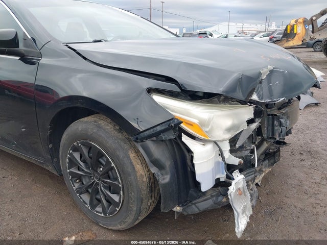 45094676 :رقم المزاد ، 4T4BF1FK9FR507827 vin ، 2015 Toyota Camry Le مزاد بيع