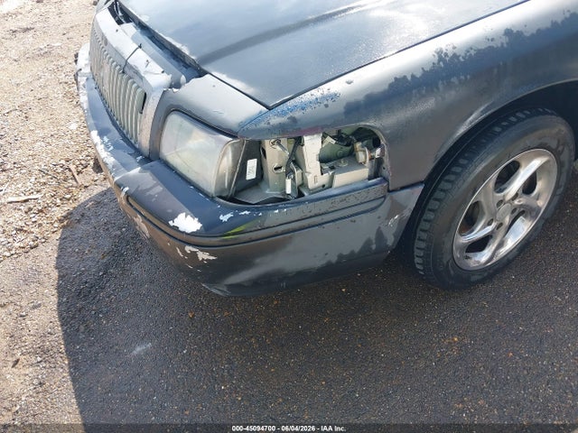 Продаж на аукціоні авто 2008 Mercury Grand Marquis Gs, vin: 2MEFM74V18X622261, номер лоту: 45094700