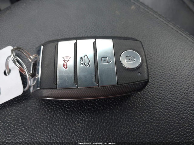 Продаж на аукціоні авто 2017 Kia Optima Ex, vin: 5XXGU4L33HG135211, номер лоту: 45094722