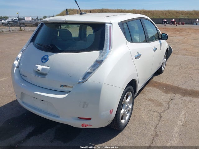1N4AZ0CP5EC330506 Nissan Leaf S/sl/sv