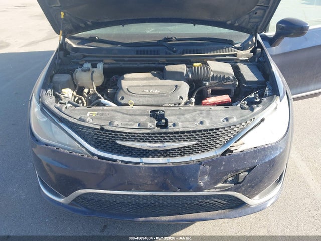 2017 Chrysler Pacifica Touring-l Plus მანქანა იყიდება აუქციონზე, vin: 2C4RC1EG4HR785666, აუქციონის ნომერი: 45094804