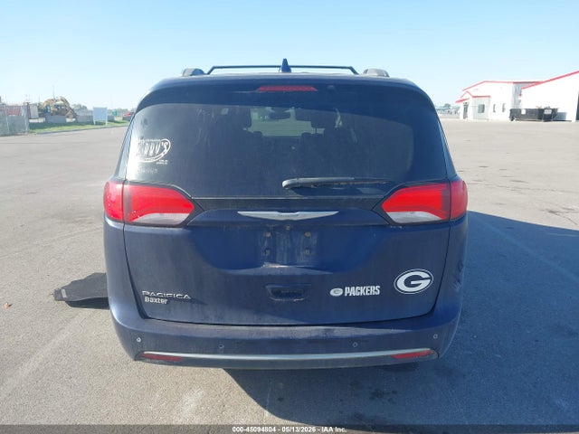 2017 Chrysler Pacifica Touring-l Plus მანქანა იყიდება აუქციონზე, vin: 2C4RC1EG4HR785666, აუქციონის ნომერი: 45094804