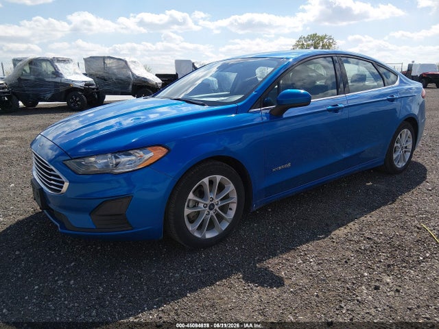 3FA6P0LUXKR226981 Ford Fusion Hybrid Se