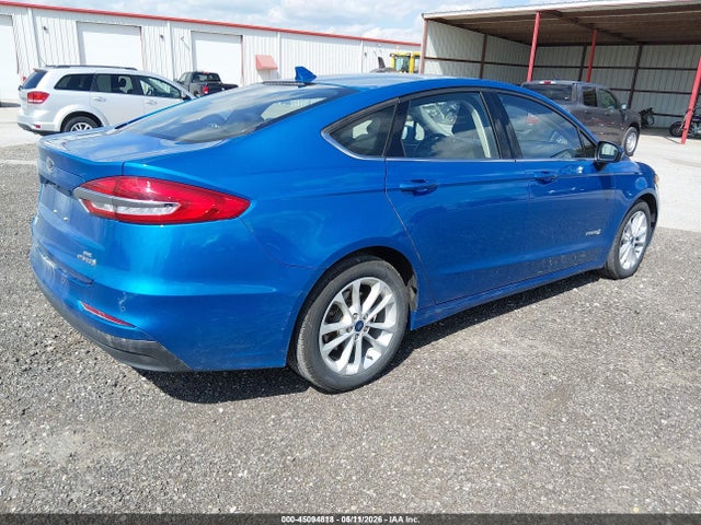 3FA6P0LUXKR226981 Ford Fusion Hybrid Se