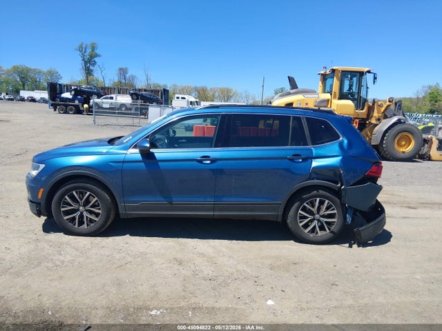 Продаж на аукціоні авто 2019 Volkswagen Tiguan 2.0t Se/2.0t Sel/2.0t Sel R-line/2.0t Sel R-line Black, vin: 3VV2B7AX6KM007060, номер лоту: 45094822