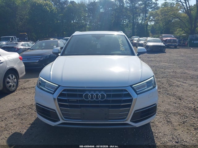 2018 Audi Q5 2.0t Premium/2.0t Tech Premium მანქანა იყიდება აუქციონზე, vin: WA1ANAFY7J2052637, აუქციონის ნომერი: 45094846