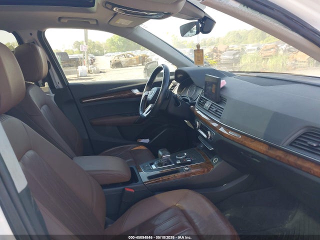 2018 Audi Q5 2.0t Premium/2.0t Tech Premium მანქანა იყიდება აუქციონზე, vin: WA1ANAFY7J2052637, აუქციონის ნომერი: 45094846