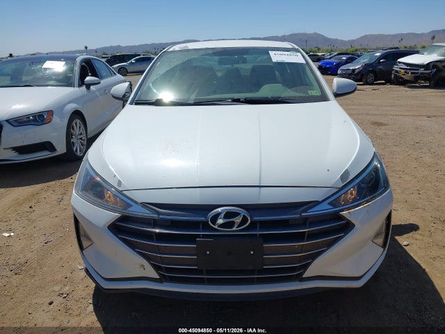Продажа на аукционе авто 2019 Hyundai Elantra Se, vin: 5NPD74LF8KH425945, номер лота: 45094850