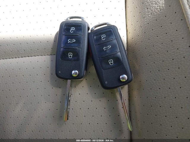 Продаж на аукціоні авто 2012 Volkswagen Eos Komfort, vin: WVWBW7AH6CV002668, номер лоту: 45094880