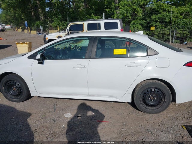 2021 Toyota Corolla Le მანქანა იყიდება აუქციონზე, vin: 5YFEPMAE7MP251404, აუქციონის ნომერი: 45094898