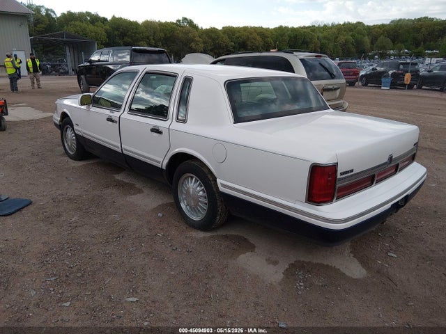 45094903 :رقم المزاد ، 1LNLM82W5SY713493 vin ، 1995 Lincoln Town Car Signature/spinnaker مزاد بيع