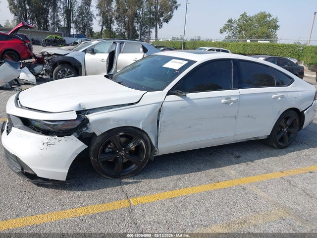 1HGCY2F72PA010041 Honda Accord Hybrid Sport-l