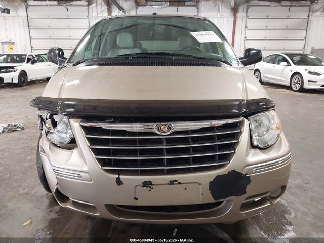 45094943 :رقم المزاد ، 2A4GP64LX6R915626 vin ، 2006 Chrysler Town & Country Limited مزاد بيع