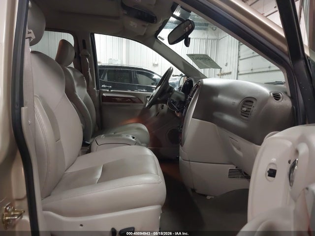 45094943 :رقم المزاد ، 2A4GP64LX6R915626 vin ، 2006 Chrysler Town & Country Limited مزاد بيع