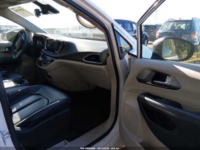 Aukcja sprzedaży 2023 Chrysler Pacifica Touring L, vin: 2C4RC1BG0PR590229, numer aukcji: 45094968