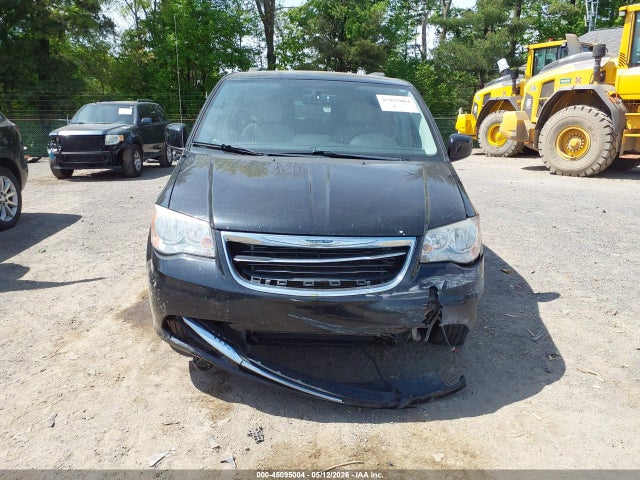 2013 Chrysler Town & Country Touring მანქანა იყიდება აუქციონზე, vin: 2C4RC1BG6DR653331, აუქციონის ნომერი: 45095004