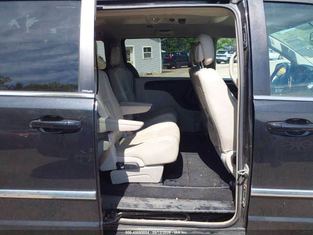 2013 Chrysler Town & Country Touring მანქანა იყიდება აუქციონზე, vin: 2C4RC1BG6DR653331, აუქციონის ნომერი: 45095004