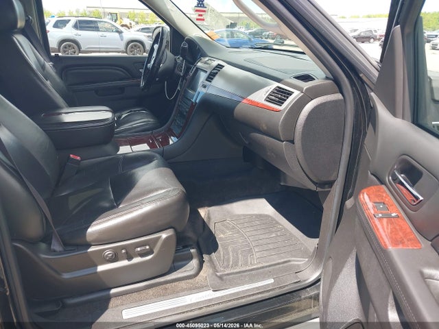 Aukcja sprzedaży 2011 Cadillac Escalade Esv Luxury, vin: 1GYS4HEF8BR239958, numer aukcji: 45095023