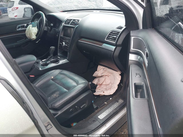 Ford Explorer Limited 2016 1FM5K8F88GGA18755 Image 5