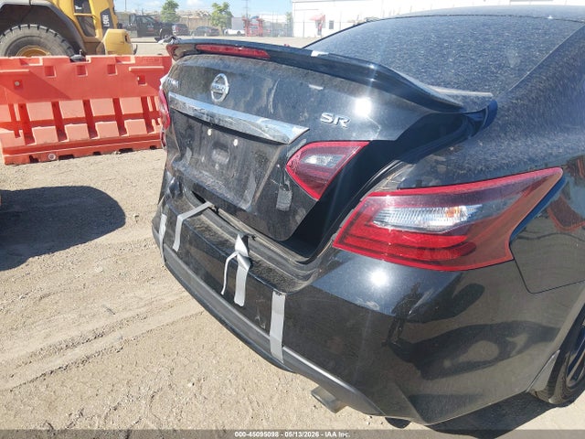 2017 Nissan Altima 2.5 Sr მანქანა იყიდება აუქციონზე, vin: 1N4AL3APXHC479469, აუქციონის ნომერი: 45095098