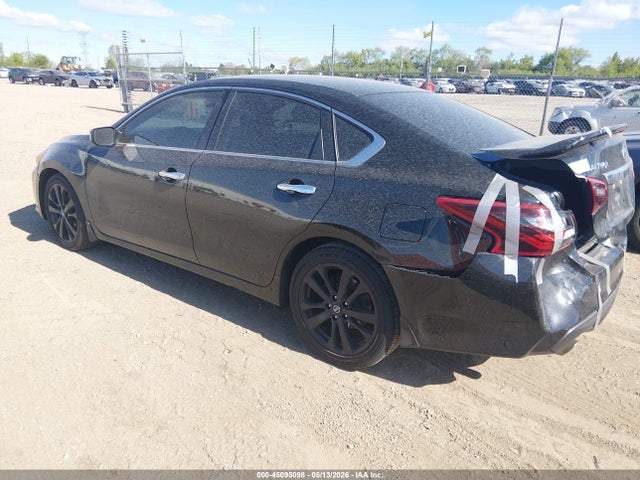 2017 Nissan Altima 2.5 Sr მანქანა იყიდება აუქციონზე, vin: 1N4AL3APXHC479469, აუქციონის ნომერი: 45095098