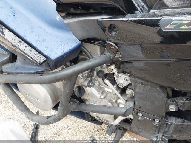 Yamaha Fjr1300 Ae 2018 JYARP30E6JA000625 Image 9