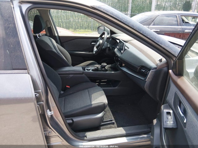 5N1AT3BB3MC749127 Nissan Rogue Sv Intelligent Awd