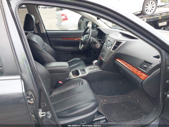 Auction sale of the 2011 Subaru Outback 2.5i Limited, vin: 4S4BRBKC0B3353420, lot number: 45095134