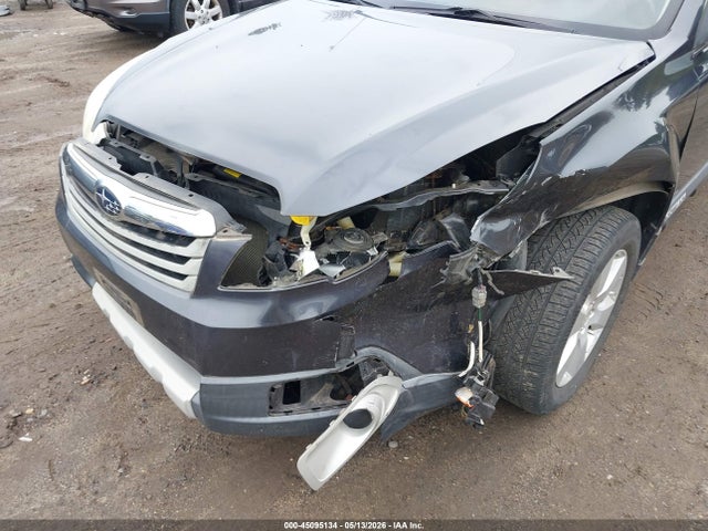 Auction sale of the 2011 Subaru Outback 2.5i Limited, vin: 4S4BRBKC0B3353420, lot number: 45095134