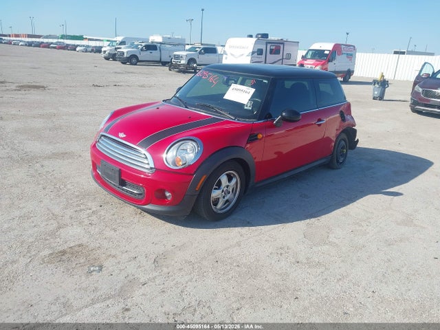 Продаж на аукціоні авто 2011 Mini Cooper, vin: WMWSU3C56BT251044, номер лоту: 45095164