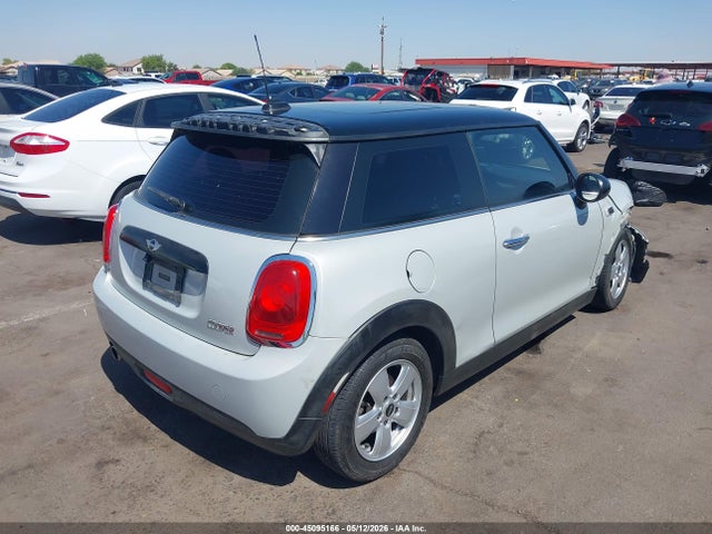 Mini Hardtop Cooper 2016 WMWXP5C56G3B76588 Image 4