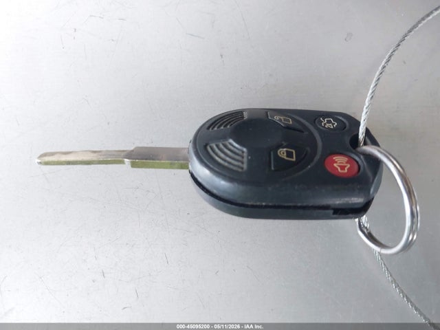 1FADP3K22JL241870 Ford FOCUS SE