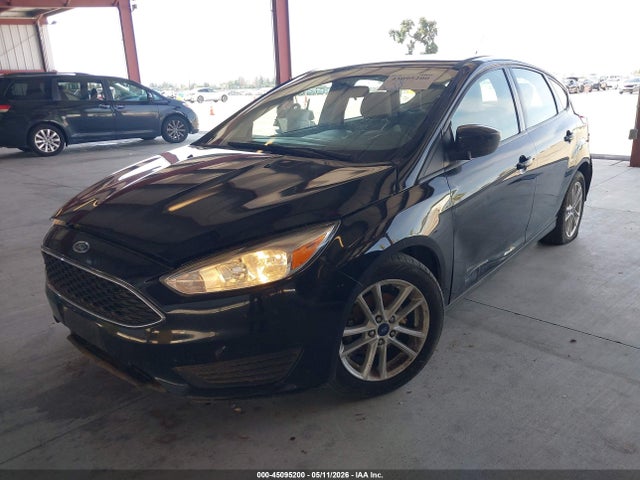 1FADP3K22JL241870 Ford FOCUS SE