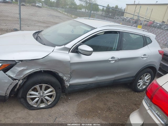 2017 Nissan Rogue Sport Sv მანქანა იყიდება აუქციონზე, vin: JN1BJ1CR0HW114078, აუქციონის ნომერი: 45095222