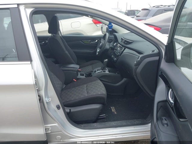 2017 Nissan Rogue Sport Sv მანქანა იყიდება აუქციონზე, vin: JN1BJ1CR0HW114078, აუქციონის ნომერი: 45095222