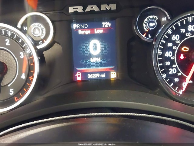 Продажа на аукционе авто 2024 Ram 2500 Big Horn  4x4 6'4 Box, vin: 3C6UR5DL8RG349125, номер лота: 45095227